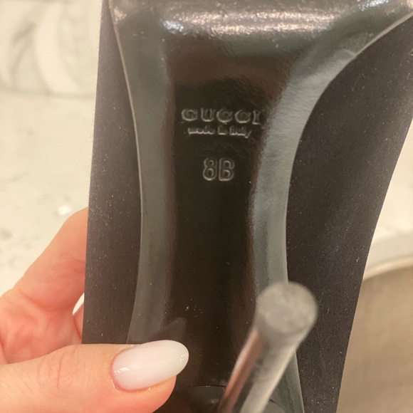 Gucci Black Horsebit Satin pumps in size 38. - Picture 3 of 7
